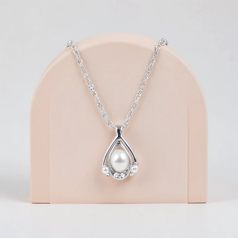 Imitation Crystal-Style Pendant and Earring Set